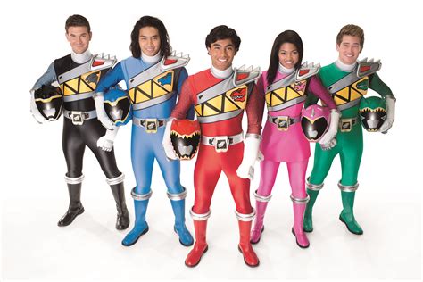 List of Power Rangers Dino Charge characters .